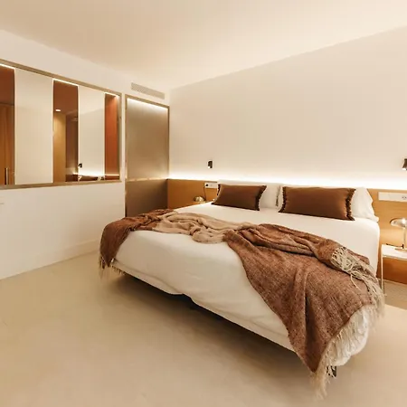 Bravissimo Vivaldi 4-5b, Monthly Girona