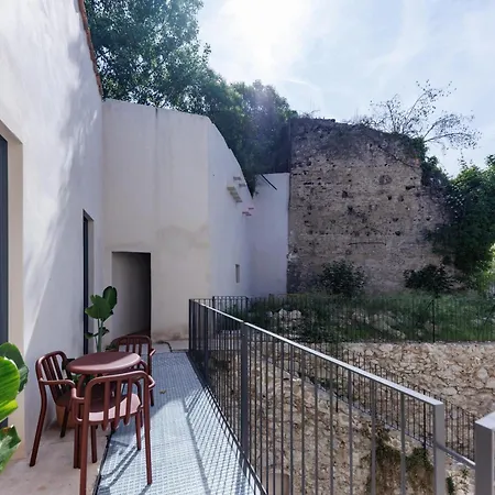 Bravissimo Vivaldi 4-5b, Monthly Apartman